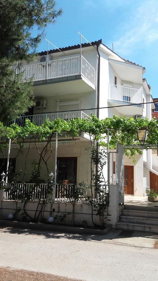 Villa Mateja Donji Okrug  Buitenkant foto